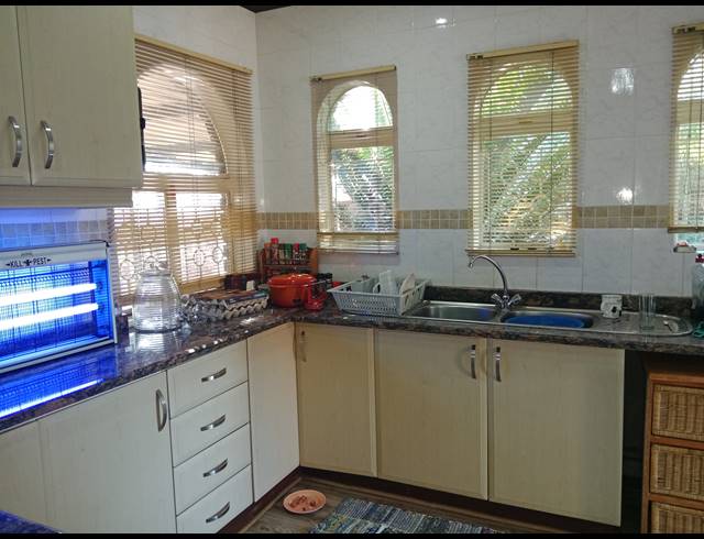 3 BEDROOM FREESTANDING FOR SALE IN ALLANDALE